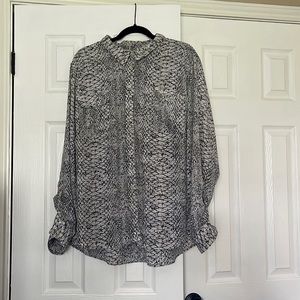 Snake skin print black and white